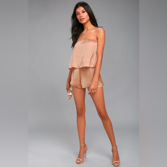 Lulu’s Catia Blush Satin Strapless Romper - Picture 3 of 7